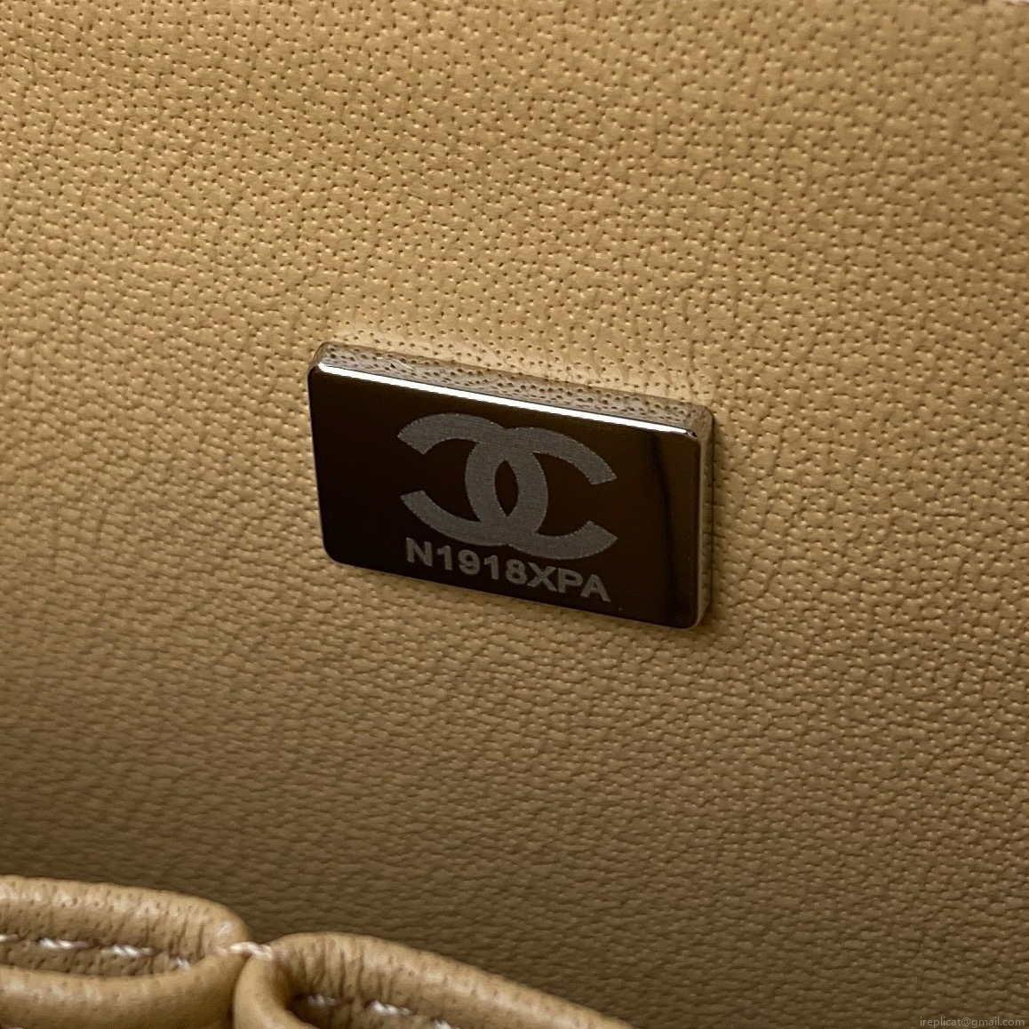 Chanel A01112 Flap Handbag Classic bag Grained shiny Calfskin Tan Silver
