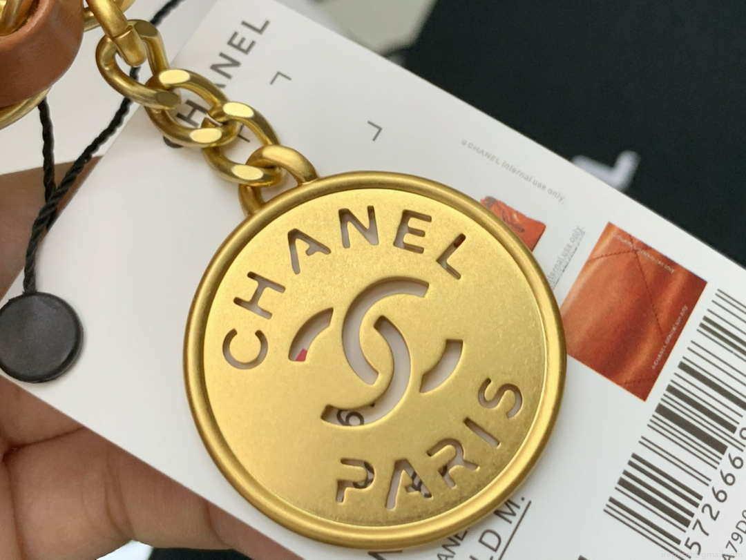 Chanel 22 Handbag Shiny Calfskin AS3261 Camel Gold-Tone Metal