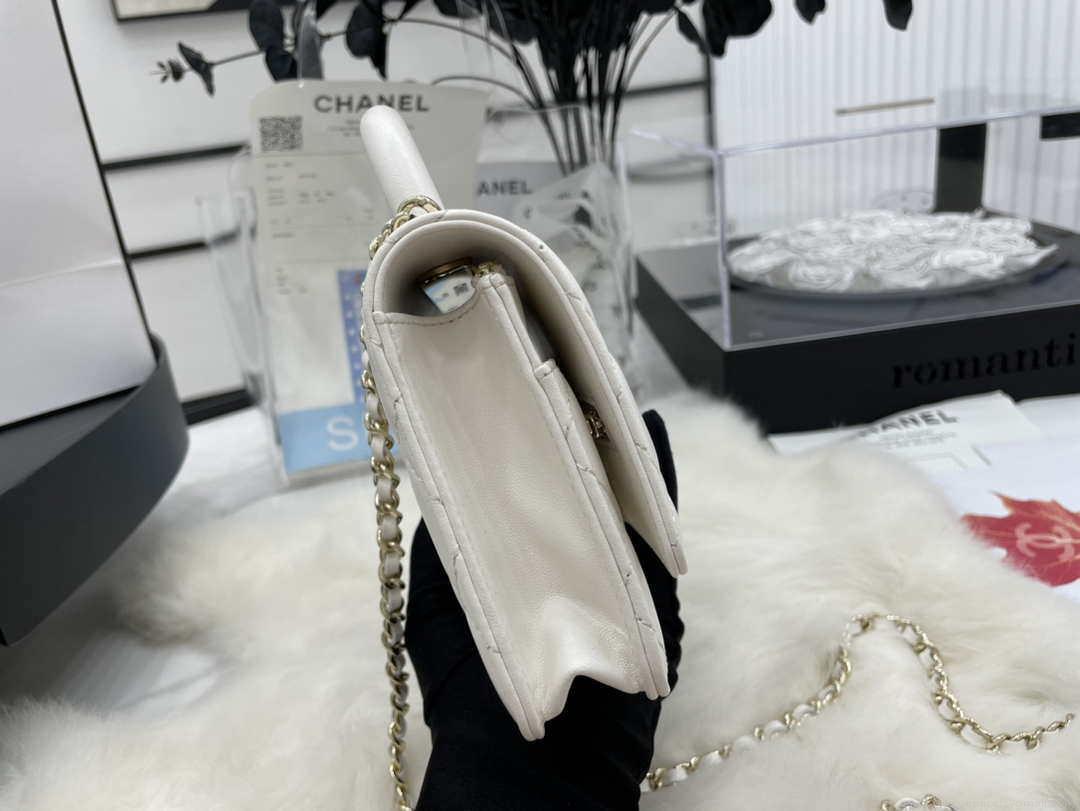 Chanel AP2844 Wallet on chain Lambskin bag with top handle Light gold White