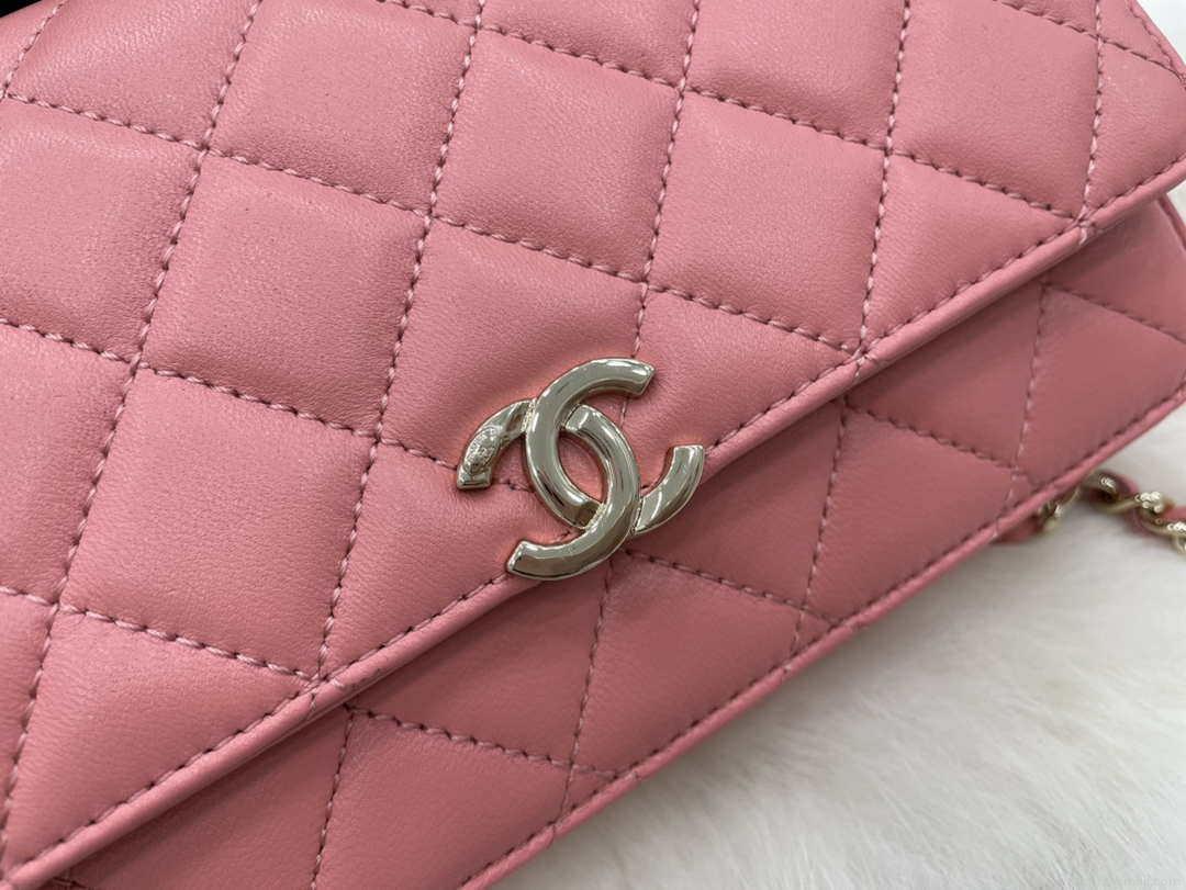 Chanel AP2844 Wallet on chain Lambskin bag with top handle Light gold Pink