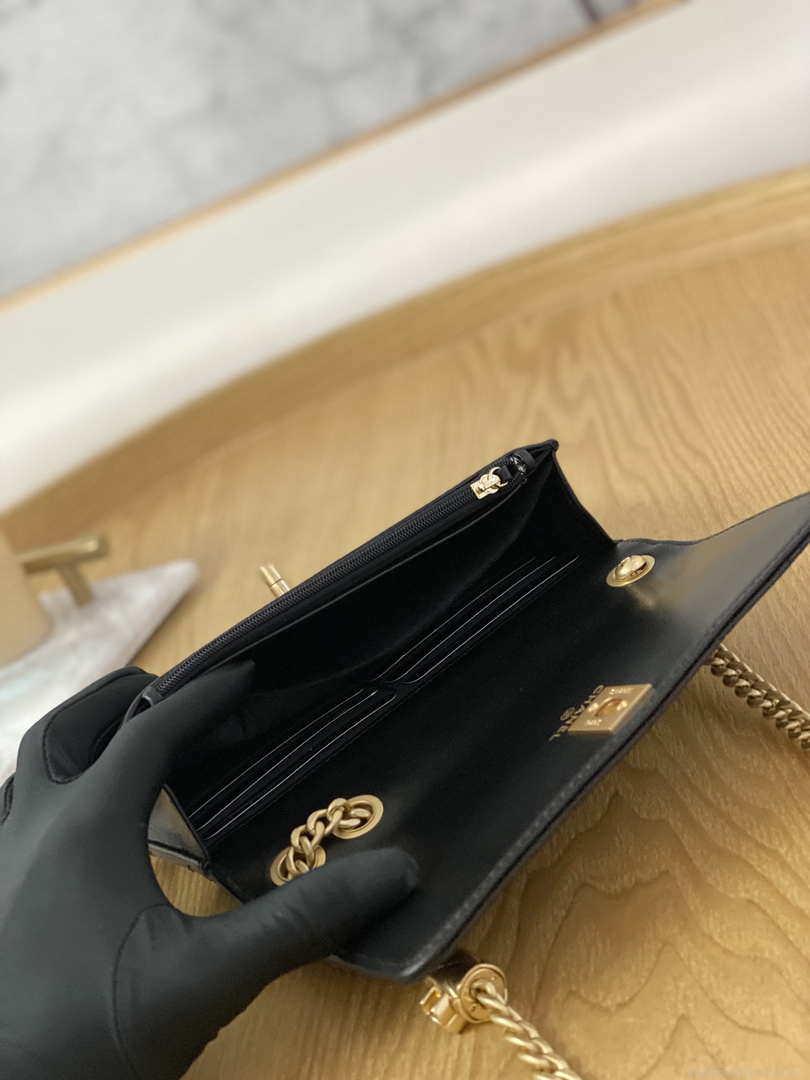 Chanel AP3043 WALLET ON CHAIN Lambskin & Gold-Tone Metal Black