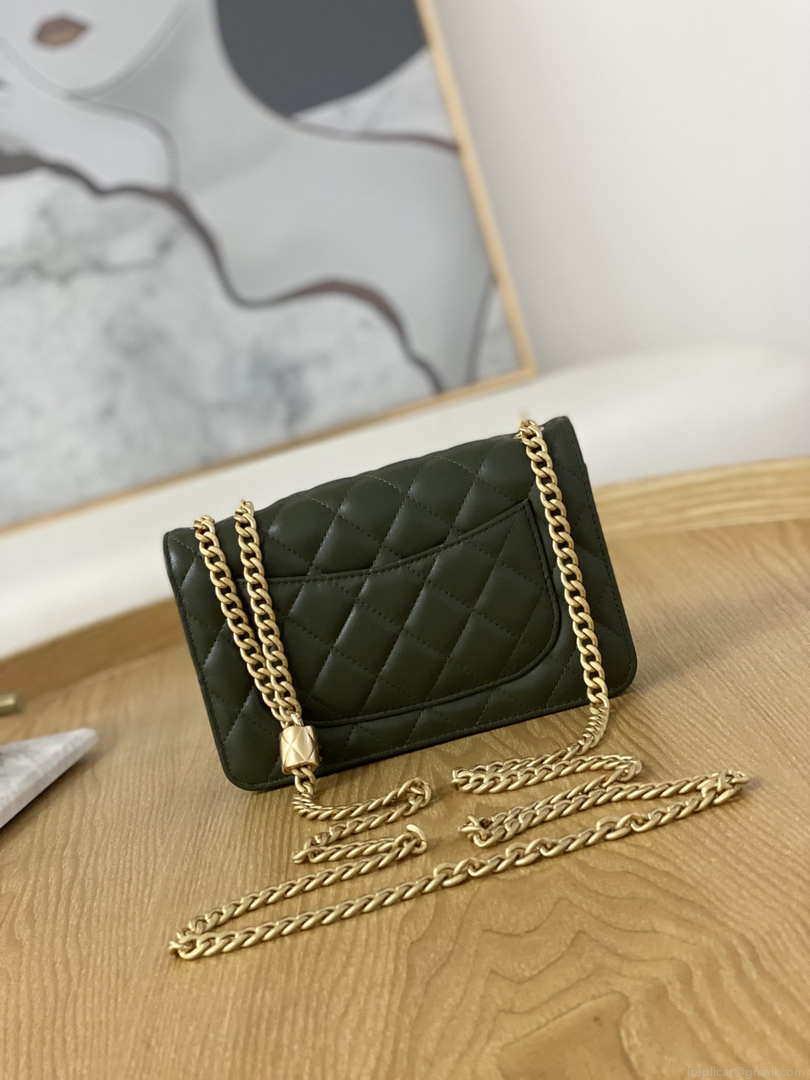 Chanel AP3043 WALLET ON CHAIN Lambskin & Gold-Tone Metal Green