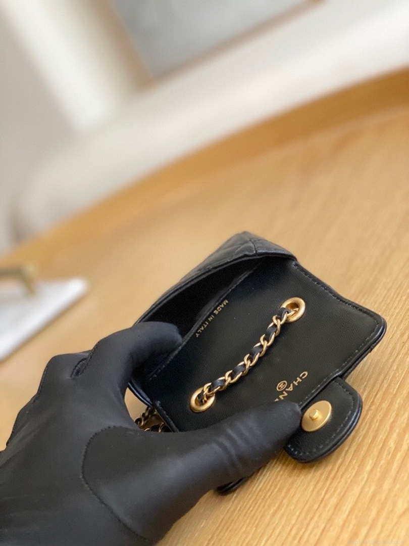 Chanel AP3037 BELT Bag Lambskin Enamel & Gold-Tone Metal Black