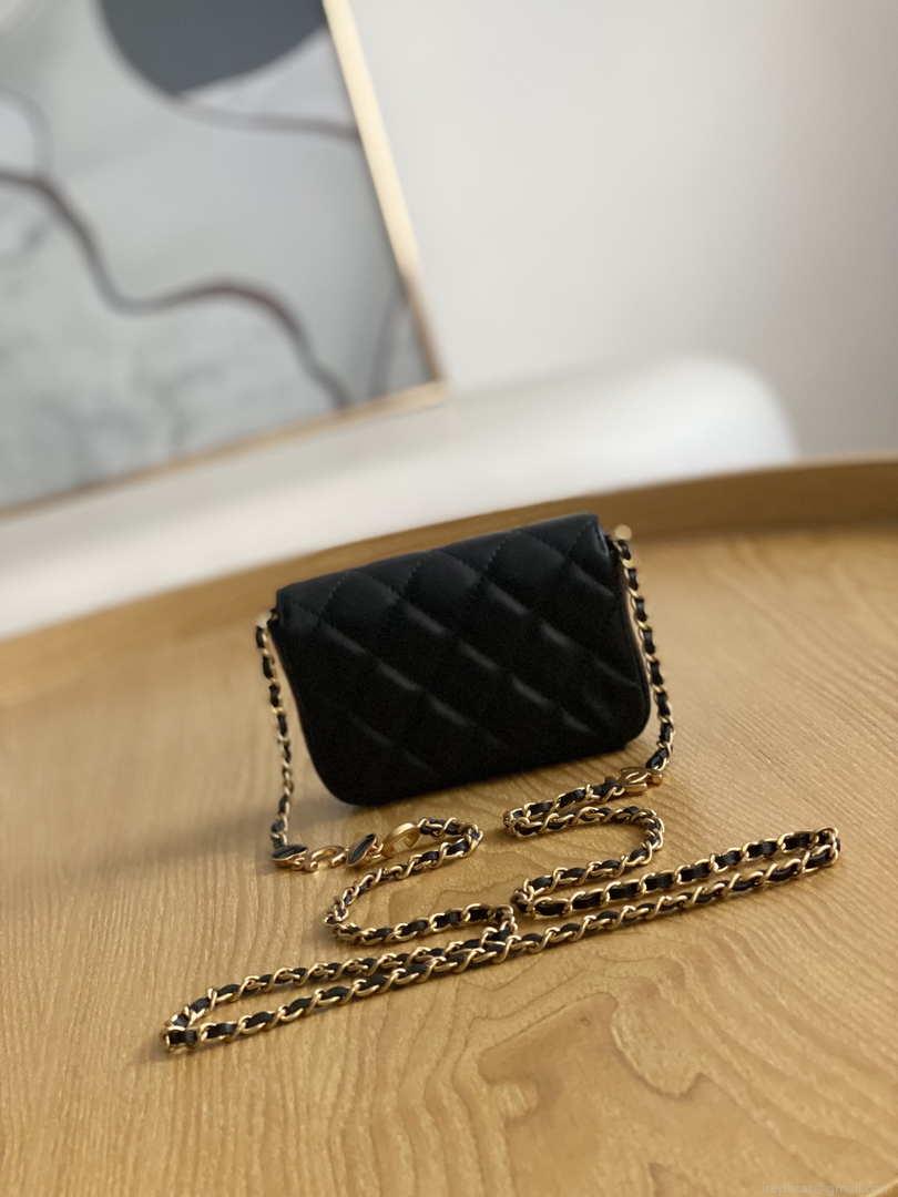 Chanel AP3036 Clutch With Chain lambskin Black
