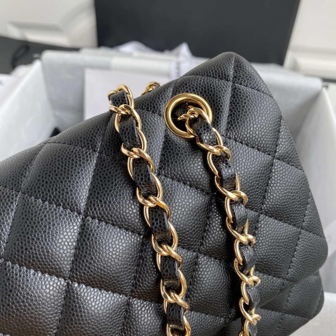 Chanel Flap Classic bag Grained shiny Calfskin Black A01112 Gold seamless edge