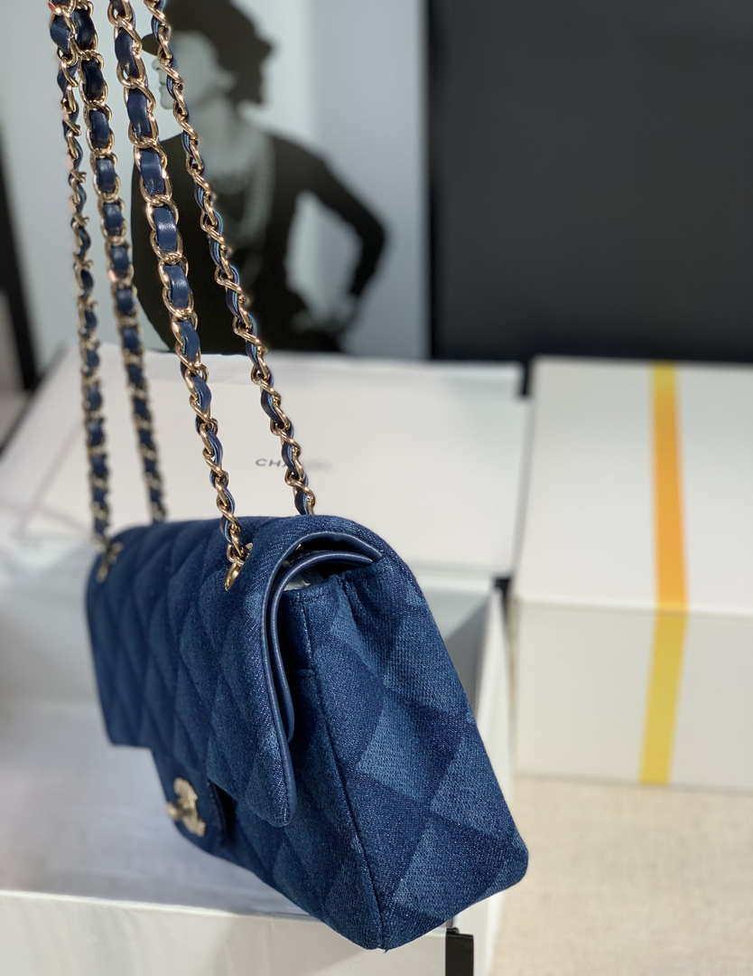 Chanel Flap Classic bag Denim Blue A01112 Gold