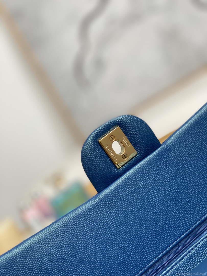 Chanel A01112 Flap Handbag Classic Grained shiny Calfskin Navy Blue Gold