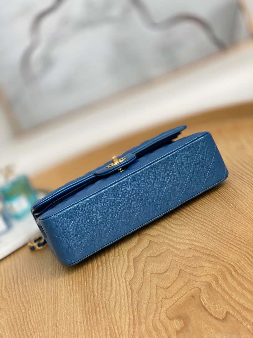 Chanel A01112 Flap Handbag Classic Grained shiny Calfskin Navy Blue Gold