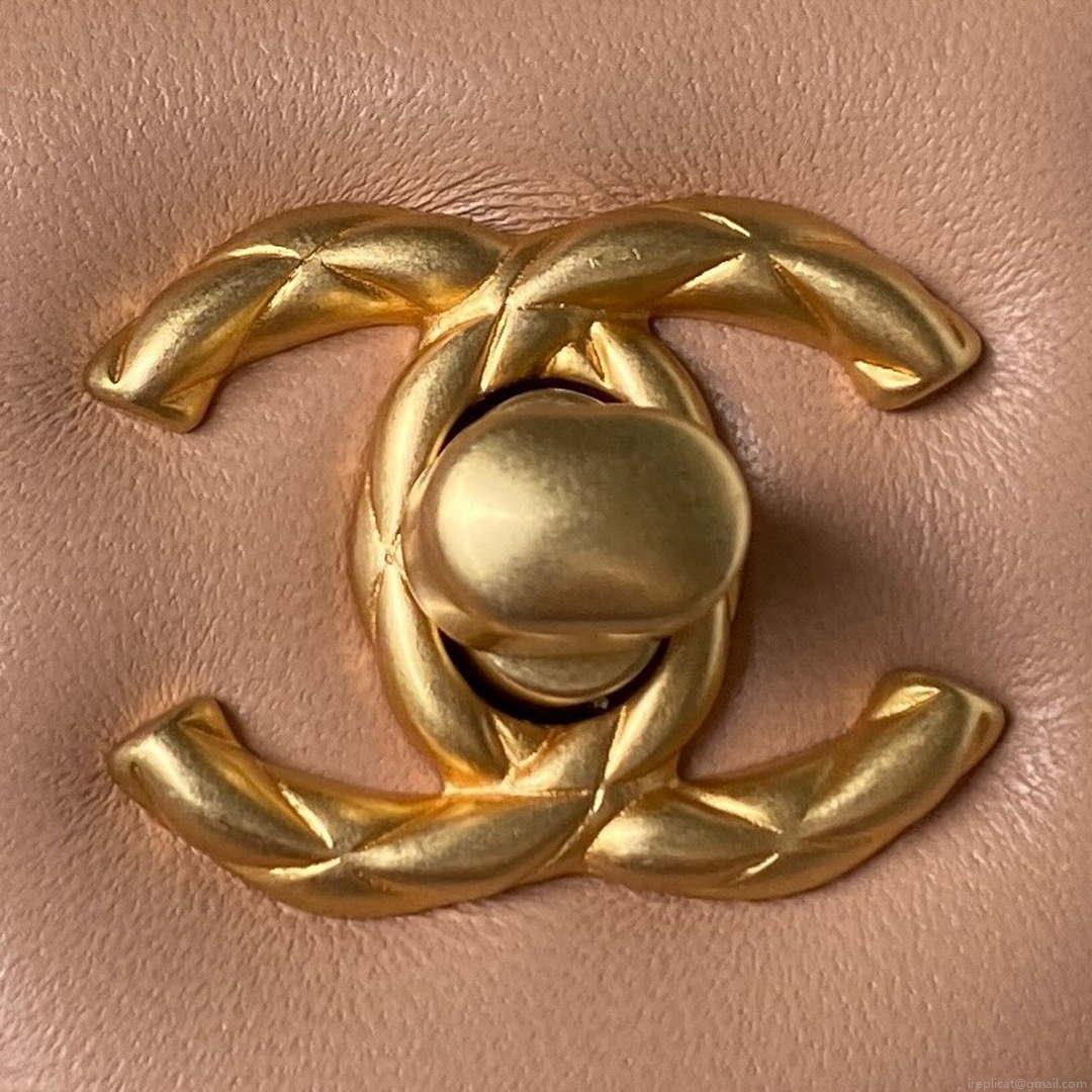 Chanel AS3973 Small Vanity Case Lambskin bag Nude Pink