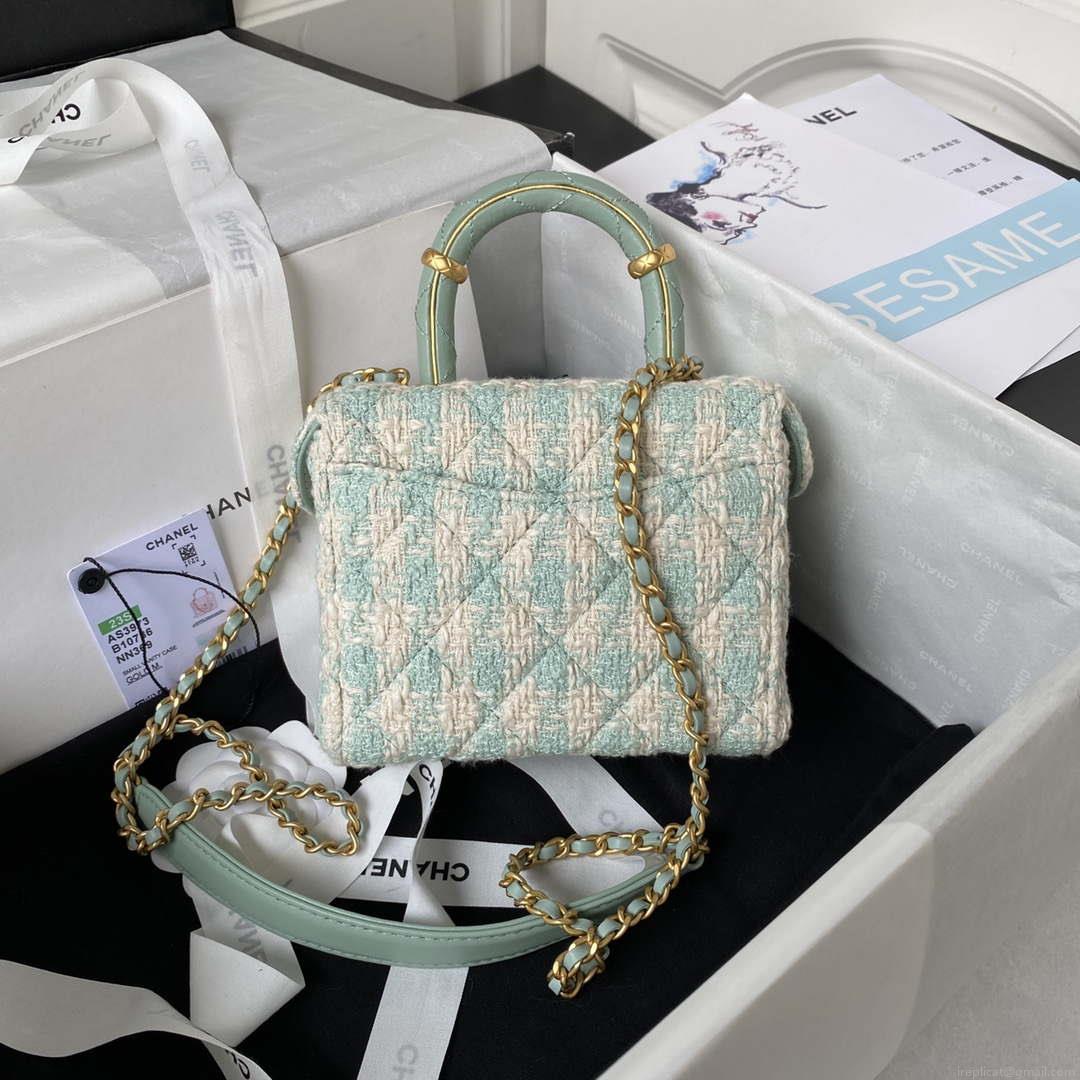 Chanel AS3973 Small Vanity Case Tweed Lambskin & Gold Metal Green & White