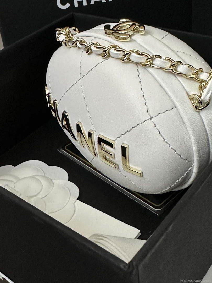 Chanel AP3252 Clutch With Chain Lambskin White