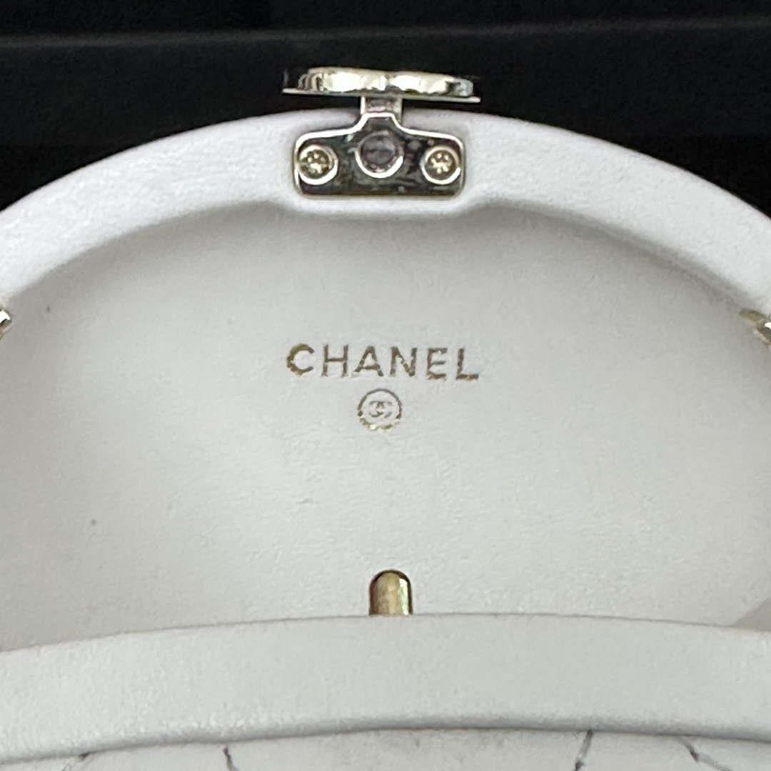 Chanel AP3252 Clutch With Chain Lambskin White