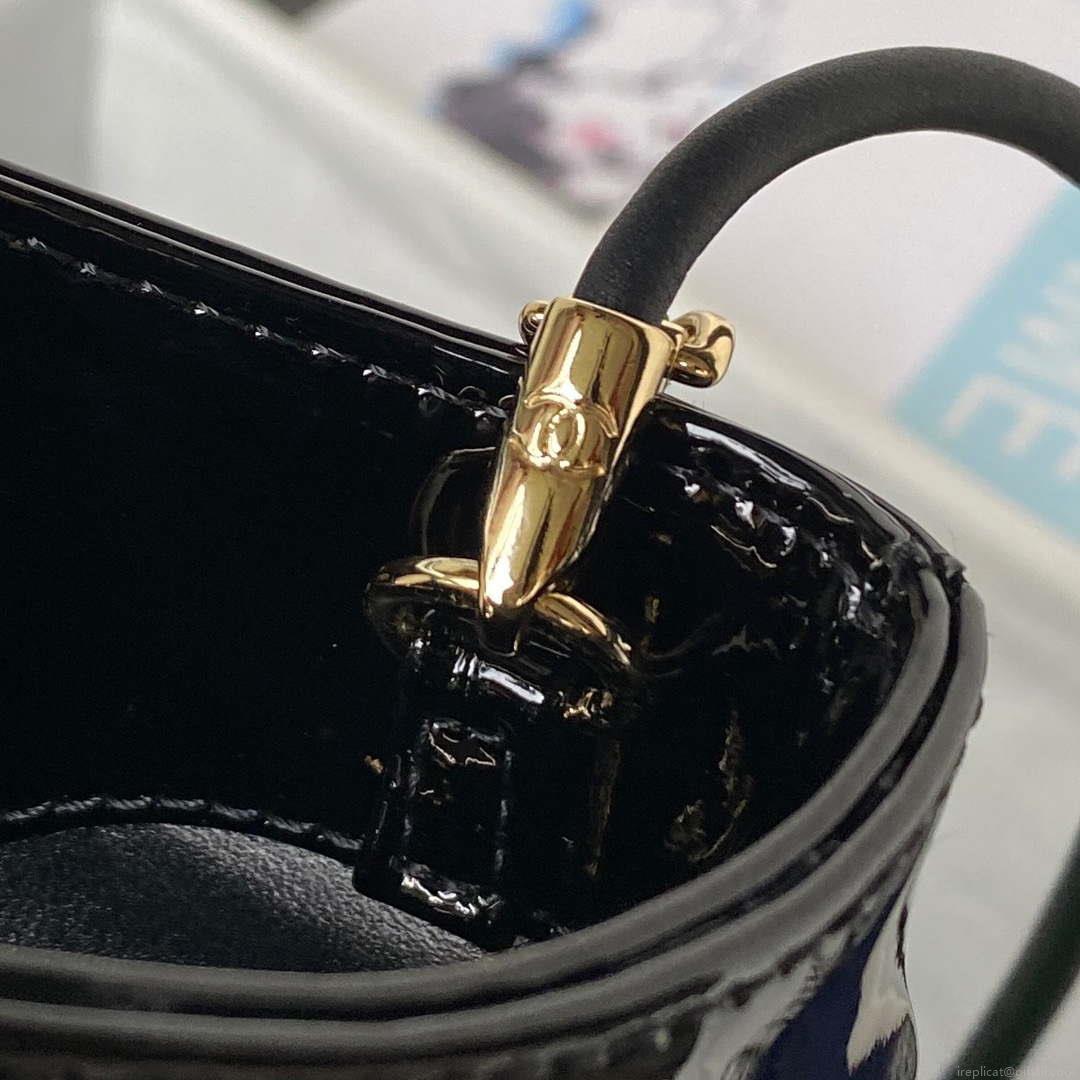 Chanel AS4133 mini Bi-color Chain patent leather Bag Green