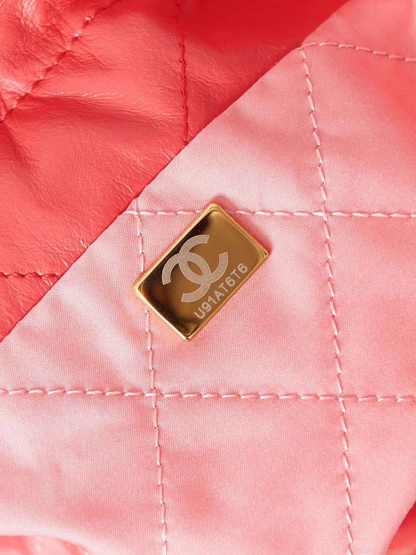 Chanel 22 Mini Handbag AS3980 Shiny Calfskin & Gold-Tone Metal Red