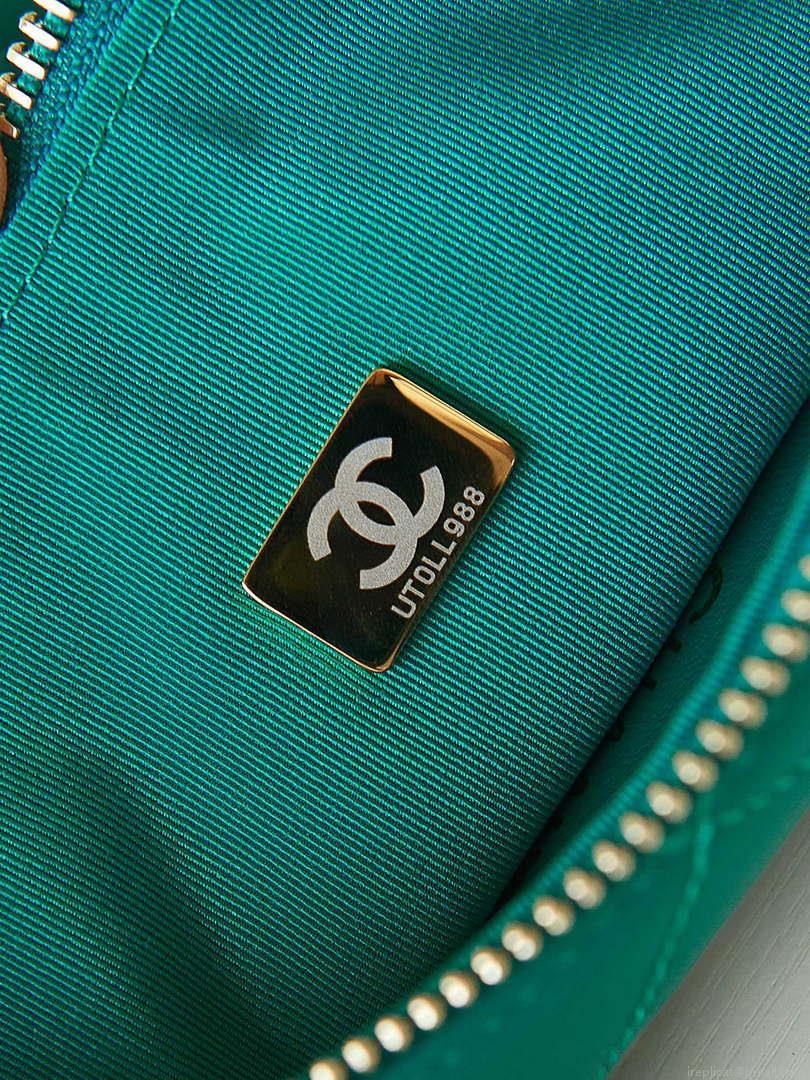 Chanel AS4220 HOBO Handbag Lambskin Green