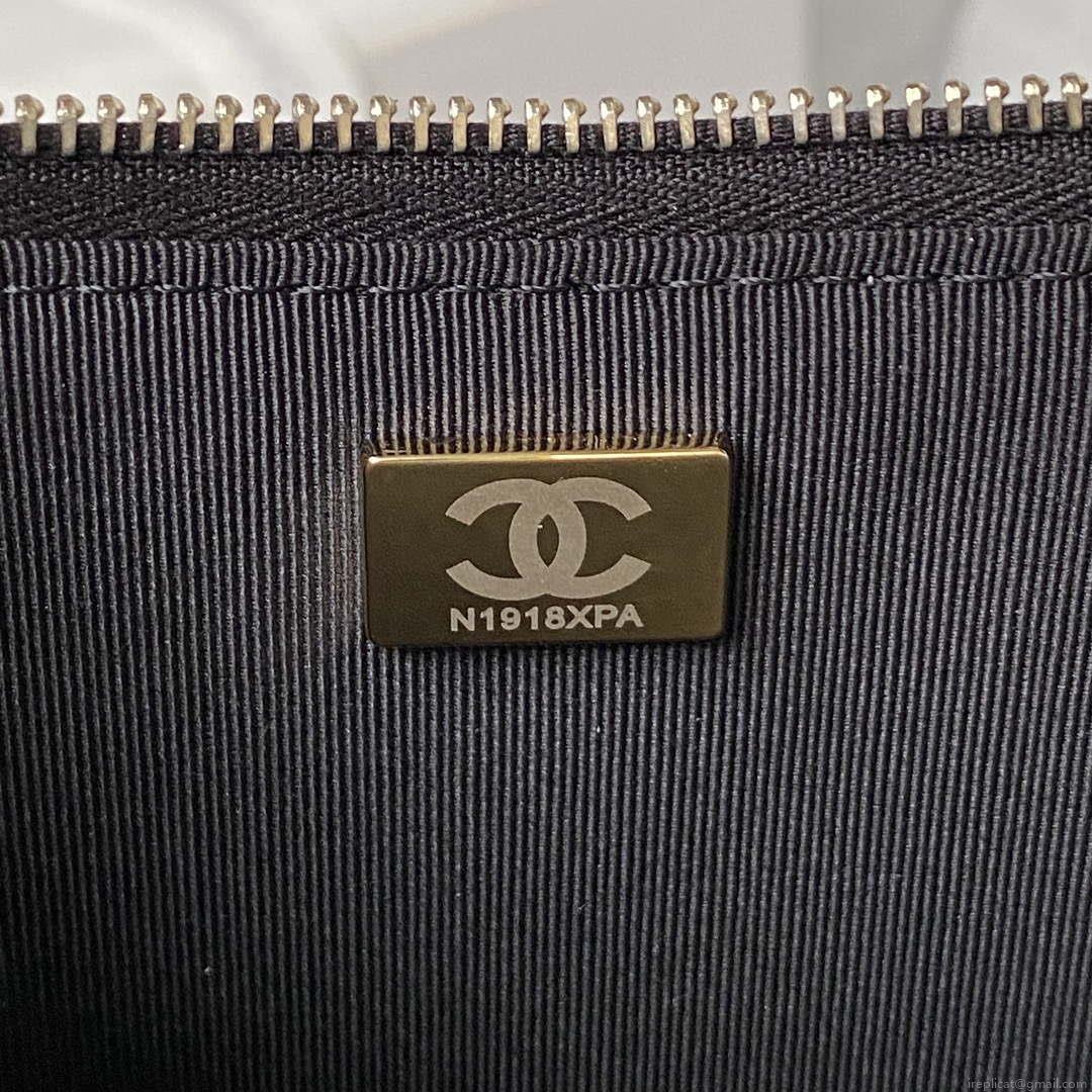 Chanel AS4368 Large HOBO Bag Shiny Crumpled Lambskin & Gold-Tone Metal Black