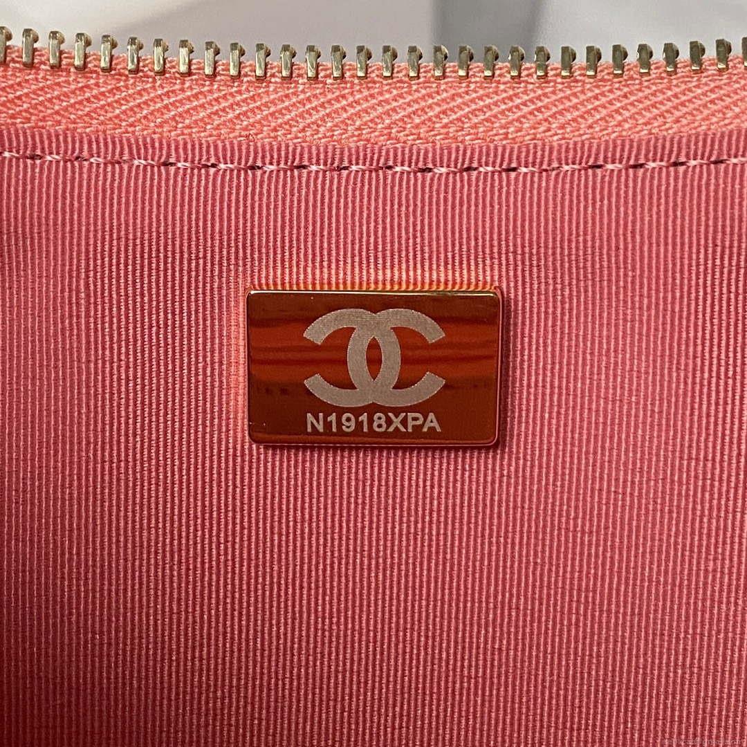 Chanel AS4368 Large HOBO Bag Shiny Crumpled Lambskin & Gold-Tone Metal Pink