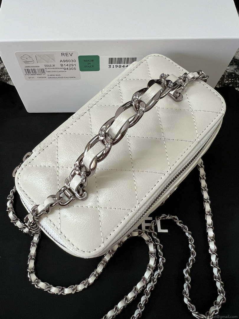 Chanel AP3593 Shiny Crumpled Calfskin Strass & Ruthenium-Finish Metal White