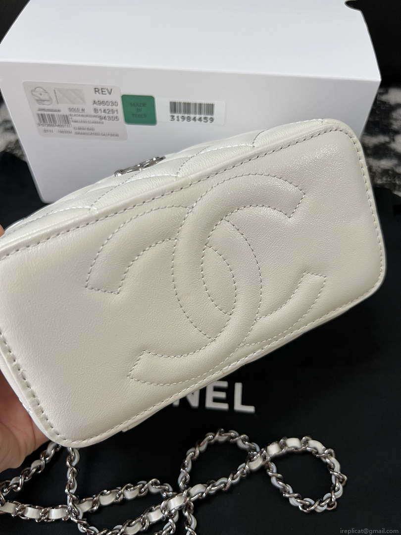 Chanel AP3593 Shiny Crumpled Calfskin Strass & Ruthenium-Finish Metal White