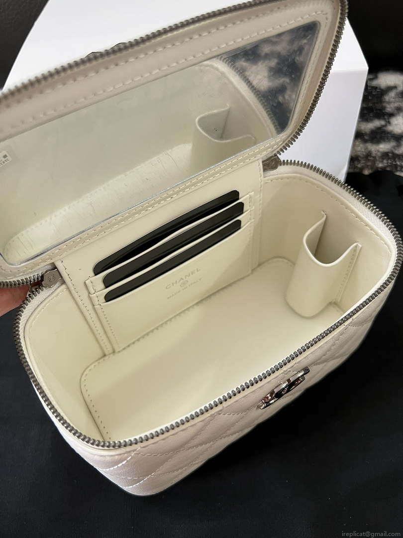 Chanel AP3593 Shiny Crumpled Calfskin Strass & Ruthenium-Finish Metal White