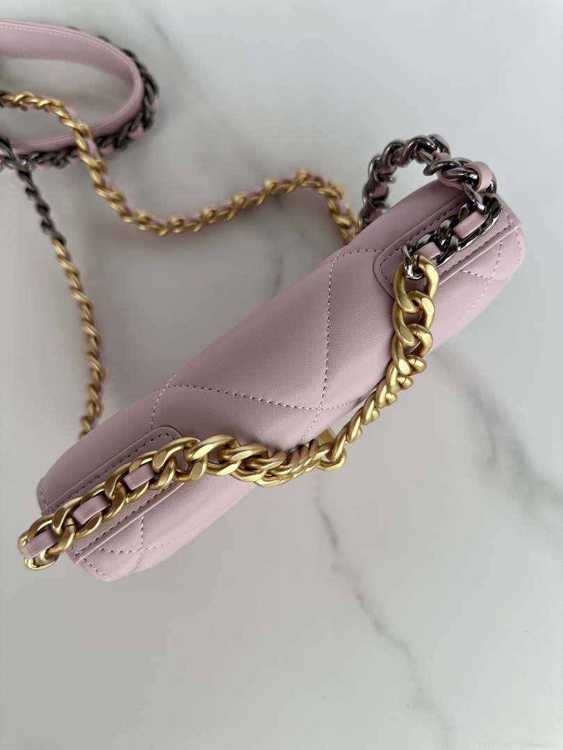 Chanel AP3267 19 Wallet on Chain Woc Shiny Lambskin Pink