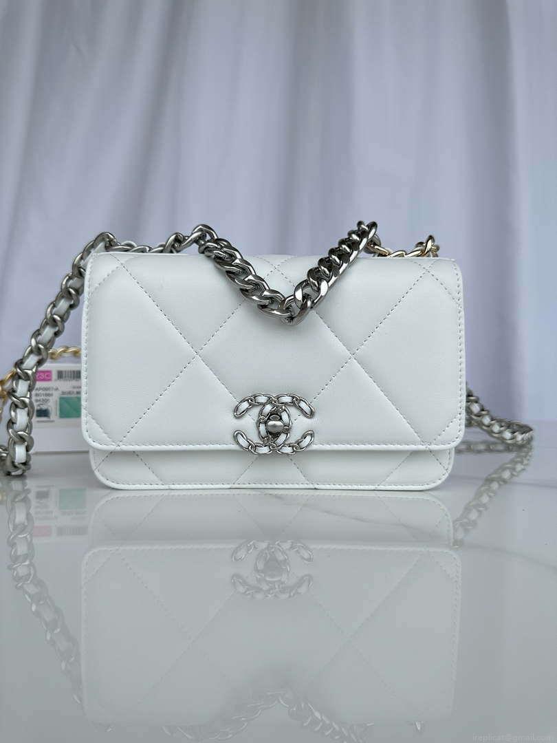 Chanel AP3267 19 Wallet on Chain Woc Shiny Lambskin White