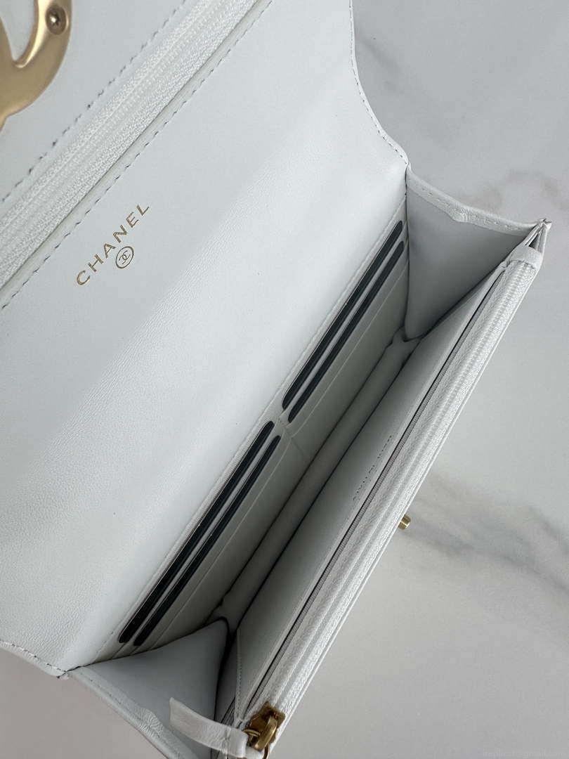 Chanel AP3267 19 Wallet on Chain Woc Shiny Lambskin White