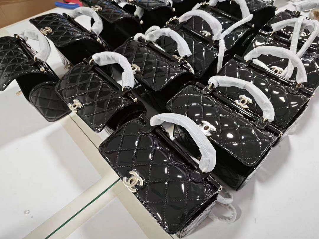 Chanel AS4511 Patent Calfskin & Gold-Tone Metal Black