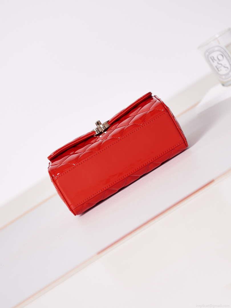 Chanel AS4511 Patent Calfskin & Gold-Tone Metal Red