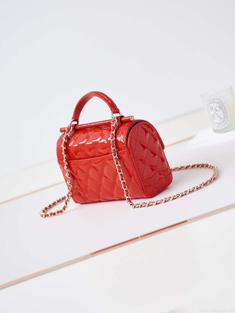 Chanel AS4511 Patent Calfskin & Gold-Tone Metal Red