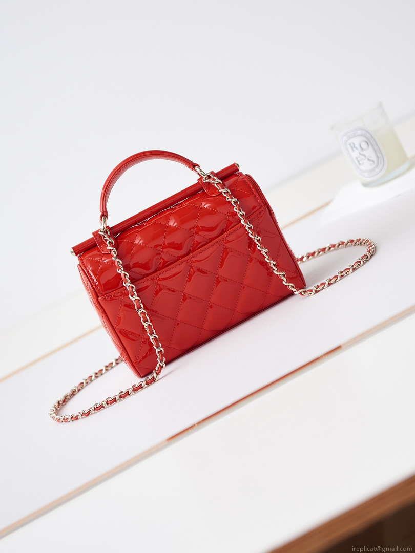 Chanel AS4511 Patent Calfskin & Gold-Tone Metal Red