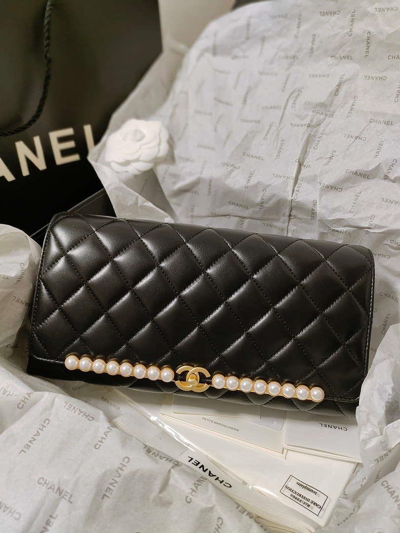Chanel AS4455 CLUTCH Lambskin Imitation Pearls & Gold Metal Black