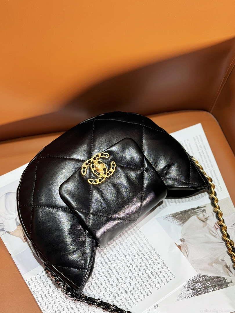 Chanel 24C AS4638 Hobo Bag Lambskin & Gold-Tone Metal Black