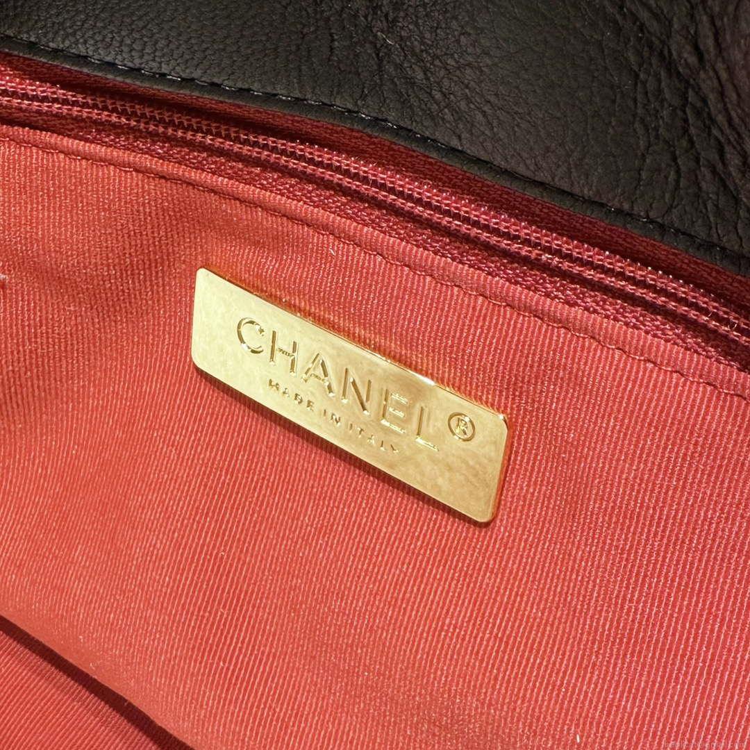 Chanel 24C AS4638 Hobo Bag Lambskin & Gold-Tone Metal Black