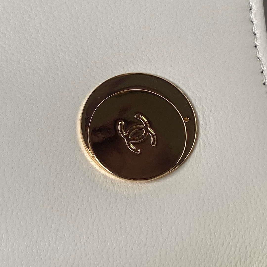 Chanel AS4654 Trendy CC Flap Bag With Top Handle Lambskin & Gold-Tone Metal White