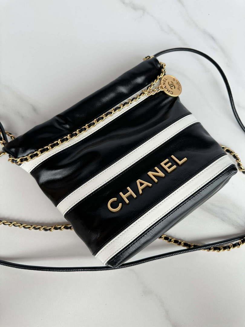 Chanel 22 Mini Handbag AS3980 Shiny Calfskin & Gold-Tone Metal Black & White