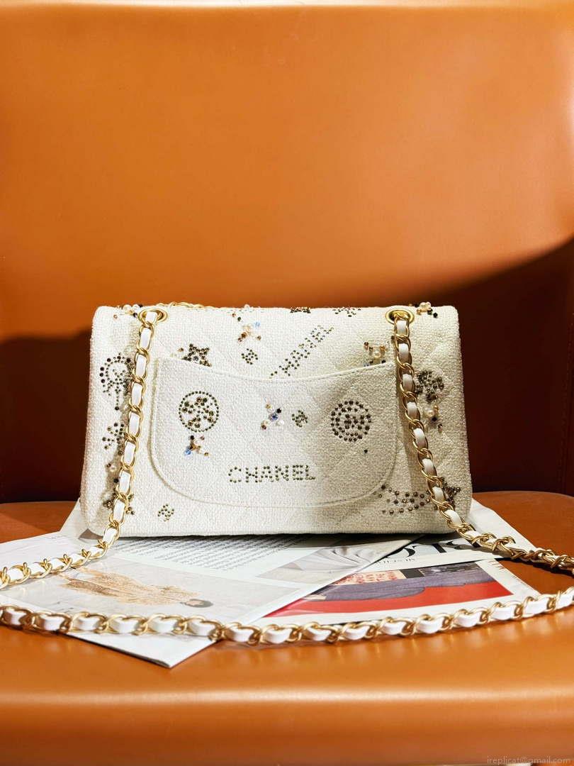 Chanel A01112 Flap Classic Handbag Tweed & Gold-Tone Metal Beige