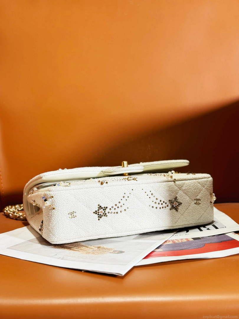 Chanel A01112 Flap Classic Handbag Tweed & Gold-Tone Metal Beige