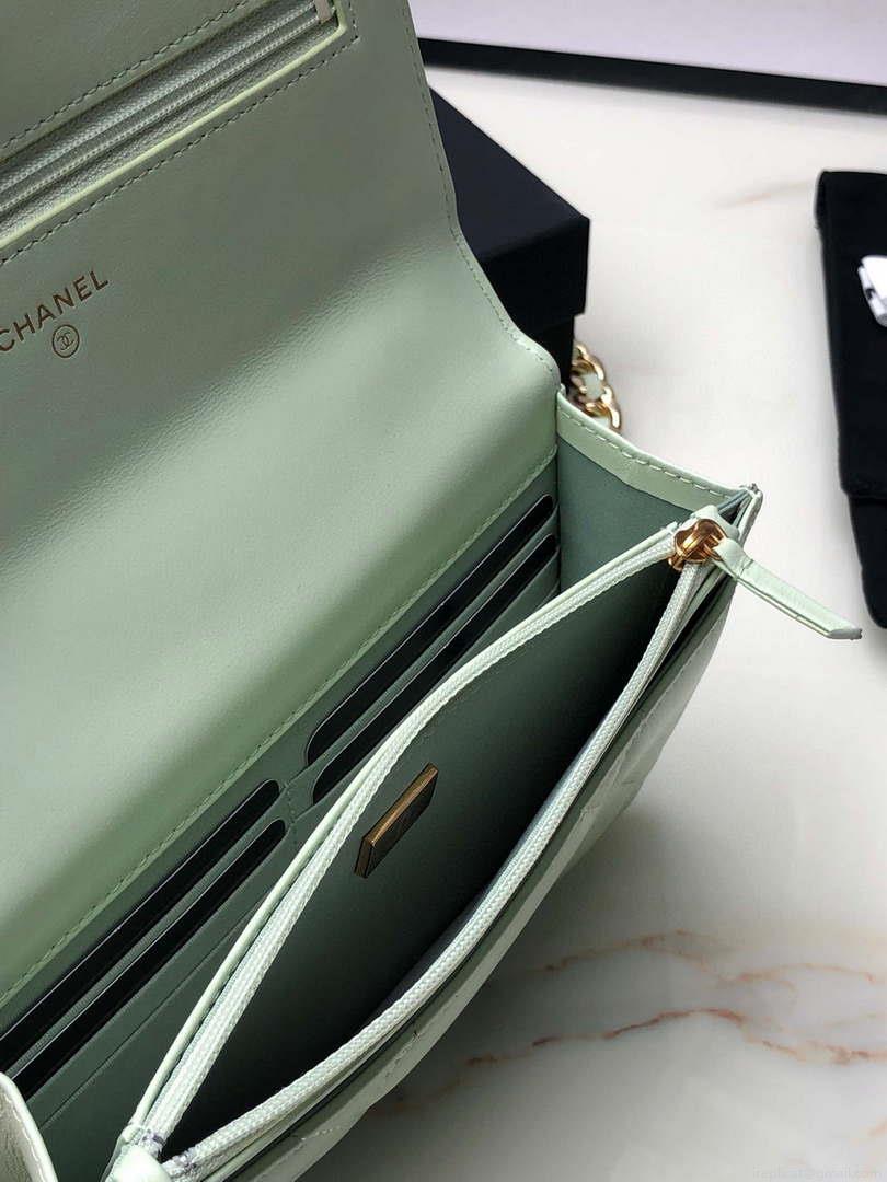 Chanel AP0957 19 Wallet on Chain Woc Shiny Lambskin Green