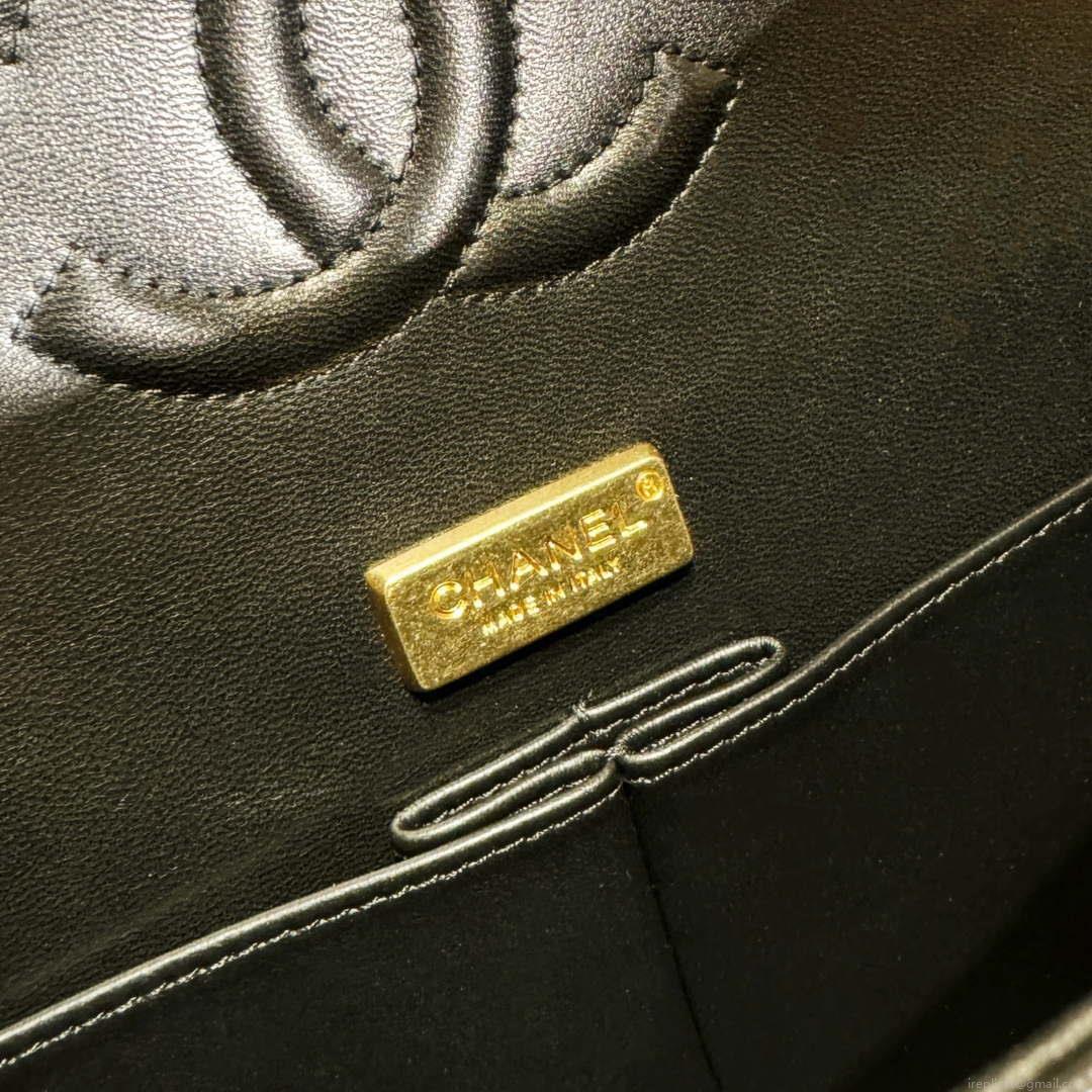 Chanel 24C A01112 Flap Classic Handbag Tweed & Gold-Tone Metal Black