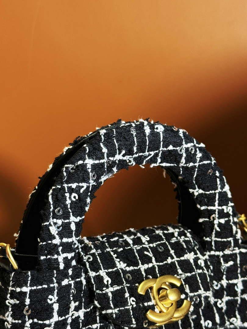 Chanel AP3435 CLUTCH WITH CHAIN Sequin Embroidered Tweed & Gold-Tone Metal Black White & Silver