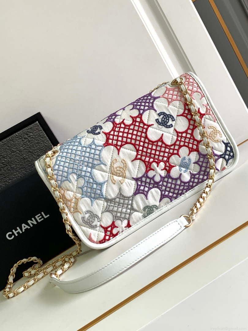 Chanel AS4773 Flap bag Lace Patchwork & Gold-Tone Metal White & Multicolor