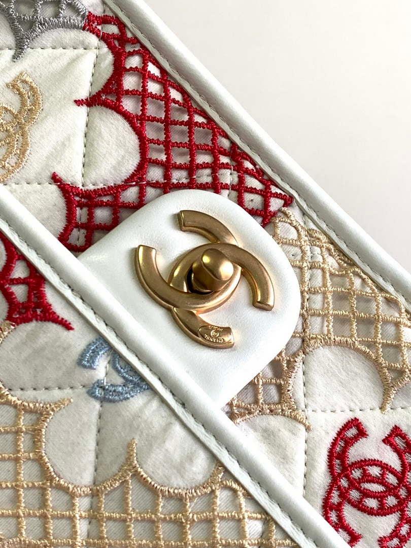 Chanel AS4773 Flap bag Lace Patchwork & Gold-Tone Metal White & Multicolor