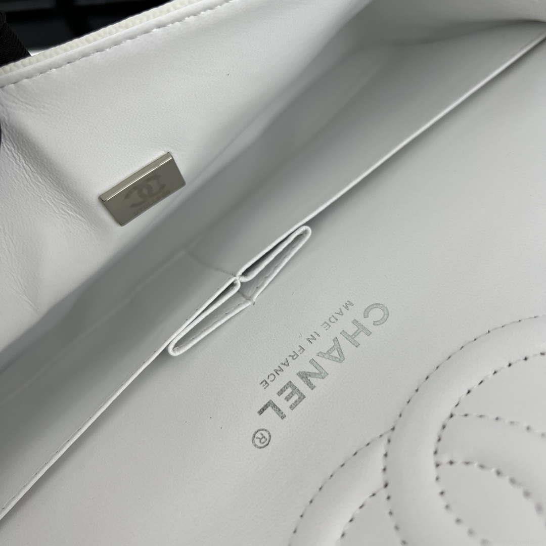 Chanel A01112 Flap Classic 11.12 Handbag Grained Calfskin & Silver-Tone Metal White