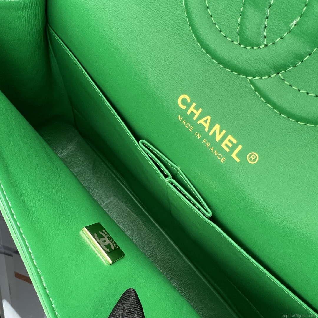 Chanel A01112 Flap Classic 11.12 Handbag Grained Calfskin & Gold-Tone Metal Kelly Green