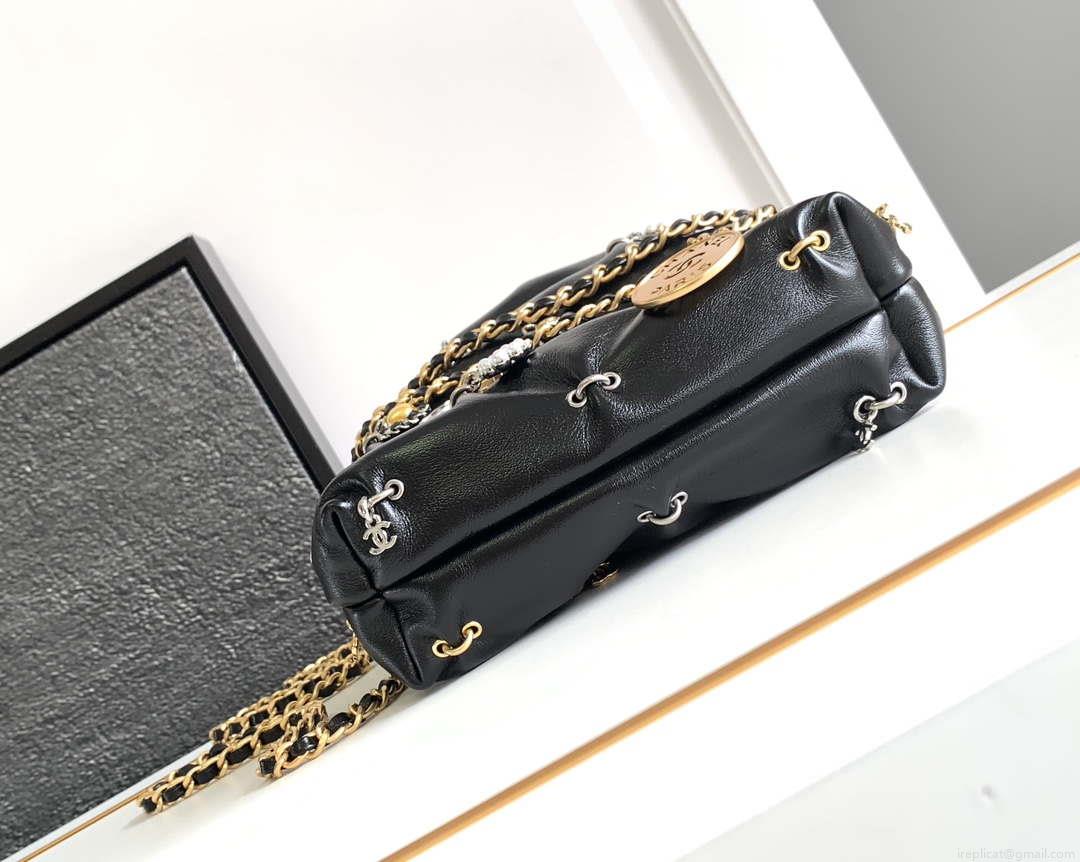 Chanel AS3980 22 Mini Handbag Black Calfskin & Gold-Tone Metal