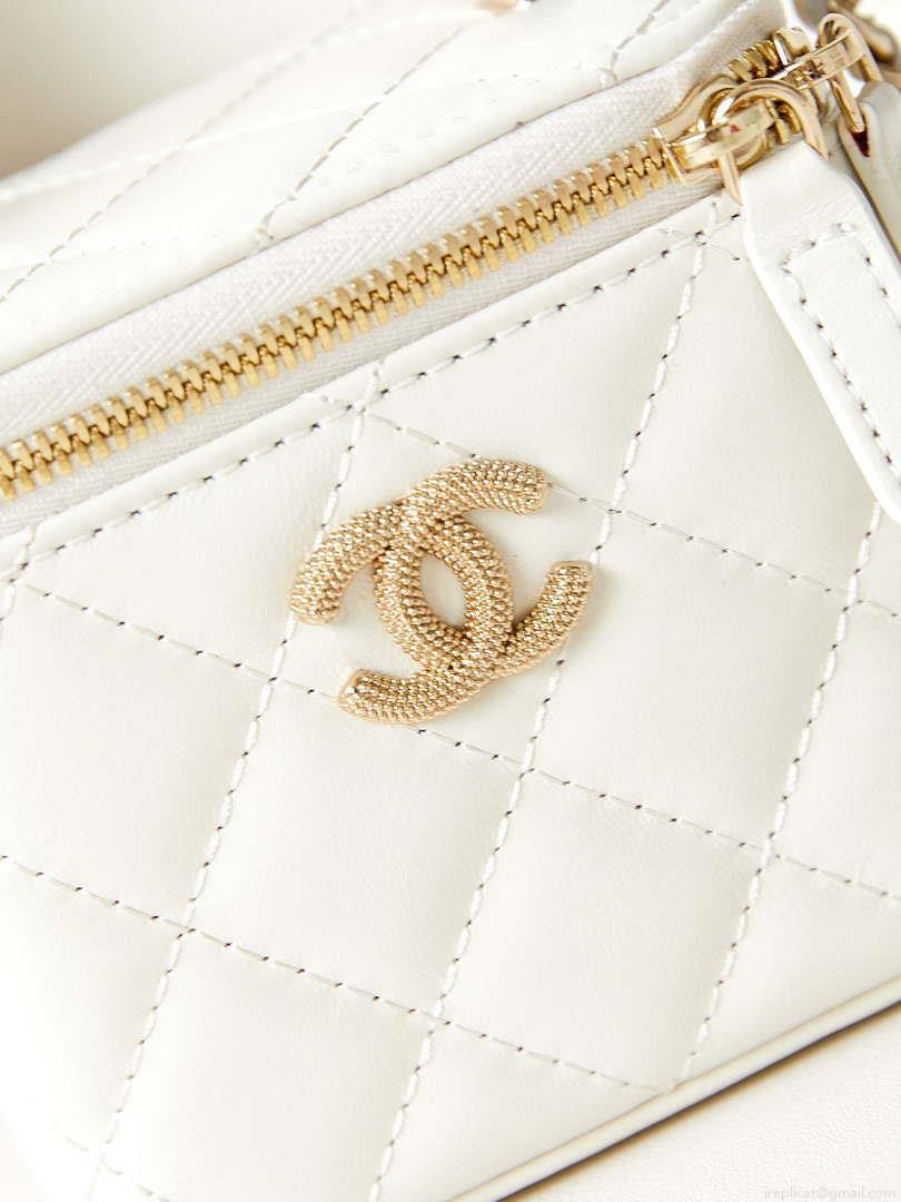 Chanel AP3805 Mini Clutch Lambskin Vanity Box bag With Pearl handle White