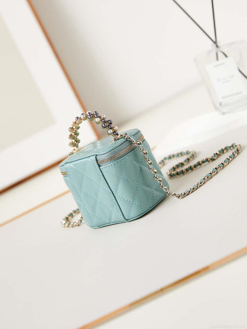 Chanel AP3805 Mini Clutch Lambskin Vanity Box bag With Pearl handle Green