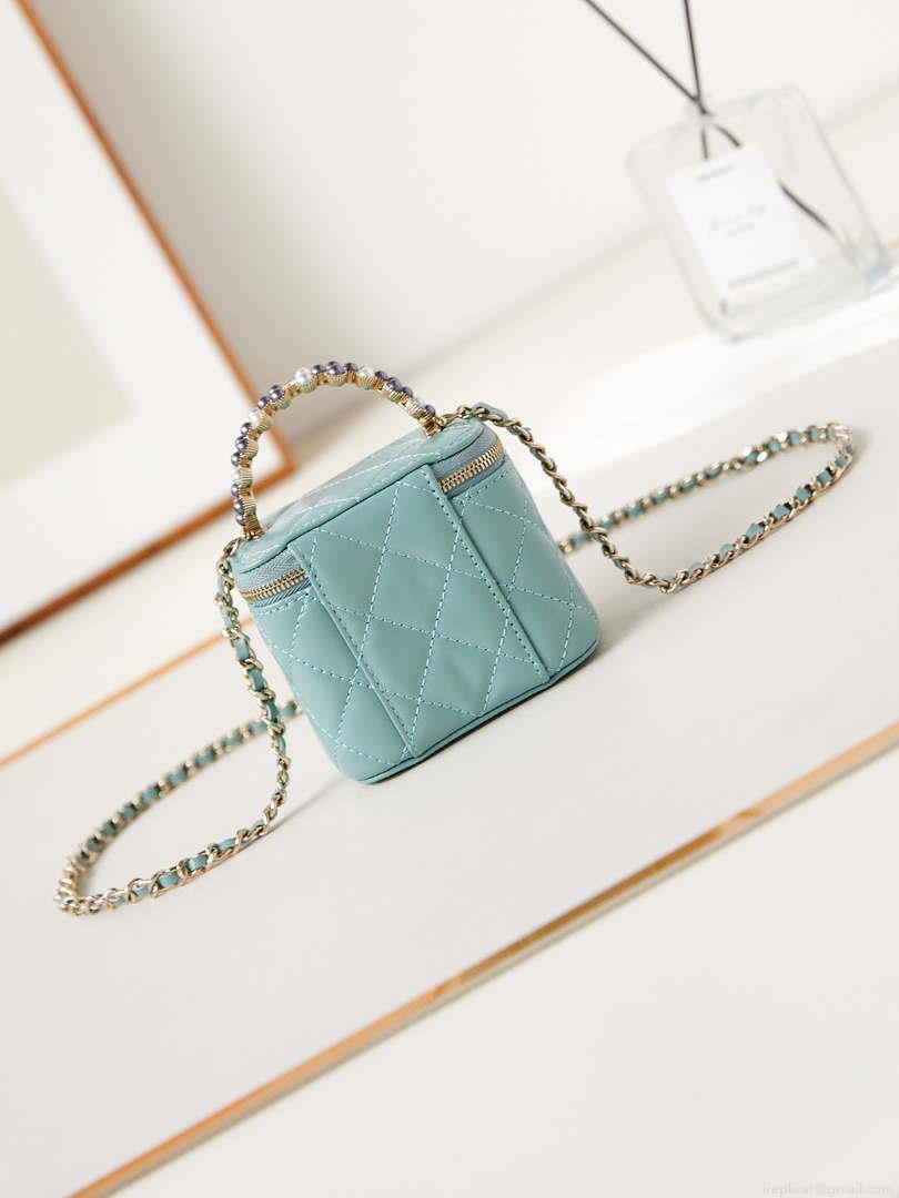 Chanel AP3805 Mini Clutch Lambskin Vanity Box bag With Pearl handle Green