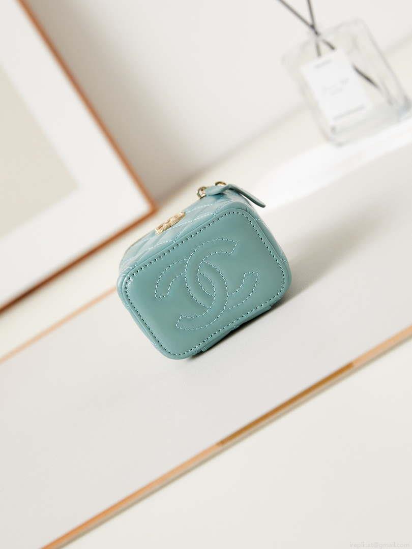 Chanel AP3805 Mini Clutch Lambskin Vanity Box bag With Pearl handle Green